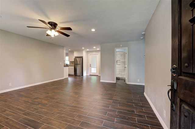 2425 NW 42nd Street, Oklahoma City, OK 73112
