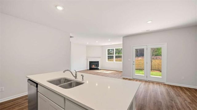 174 White Spruce Way, Newnan, GA 30265