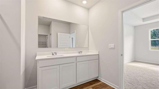 174 White Spruce Way, Newnan, GA 30265
