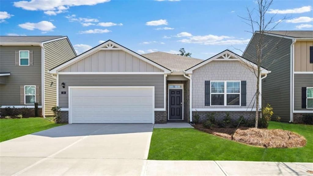 174 White Spruce Way, Newnan, GA 30265
