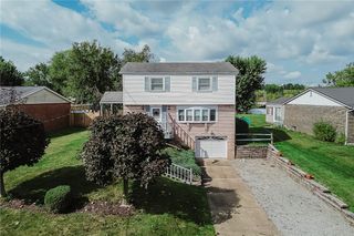 56 Mohawk Dr, Hempfield Twp, PA 15601