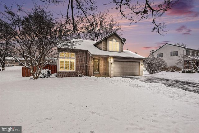 222 E 6TH ST, Lititz, PA 17543