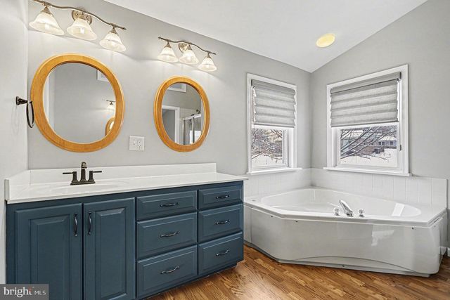 222 E 6TH ST, Lititz, PA 17543