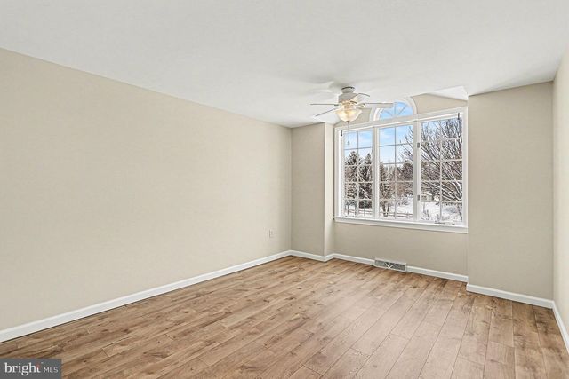 222 E 6TH ST, Lititz, PA 17543