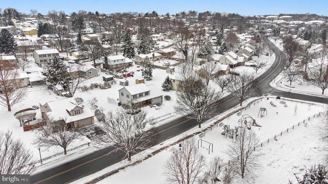 222 E 6TH ST, Lititz, PA 17543