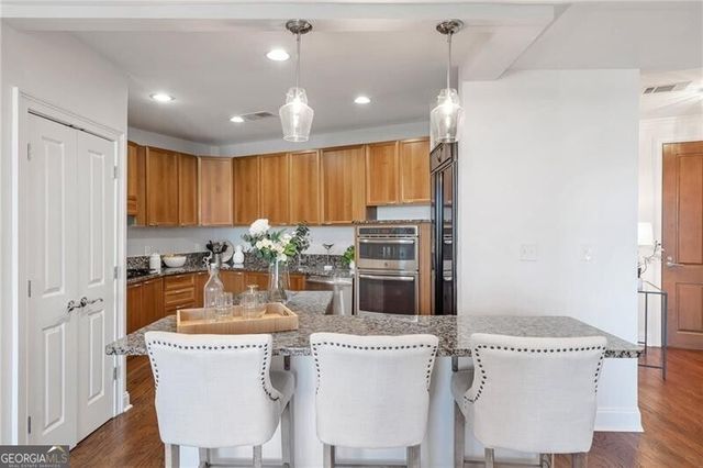 2881 Peachtree Road NE 702, Atlanta, GA 30305