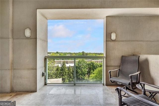 2881 Peachtree Road NE 702, Atlanta, GA 30305
