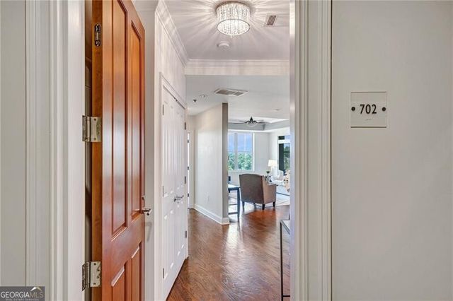 2881 Peachtree Road NE 702, Atlanta, GA 30305