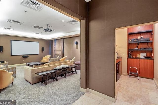 2881 Peachtree Road NE 702, Atlanta, GA 30305