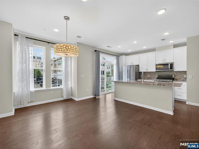 90 Wesmont Drive, Wood Ridge, NJ 07075