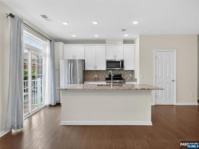 90 Wesmont Drive, Wood Ridge, NJ 07075