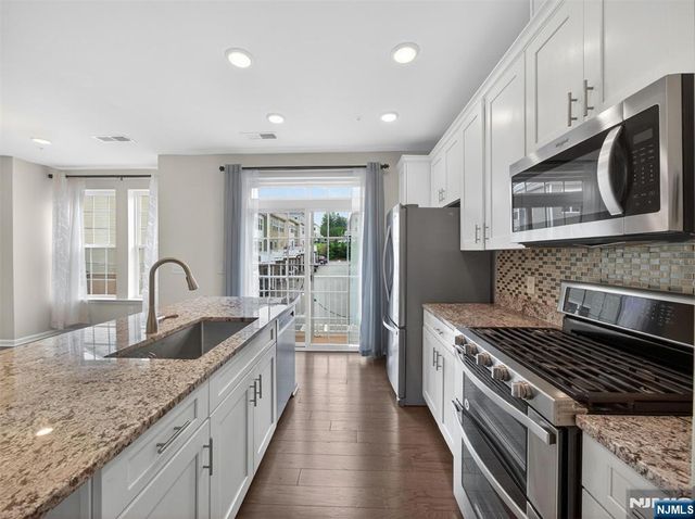 90 Wesmont Drive, Wood Ridge, NJ 07075