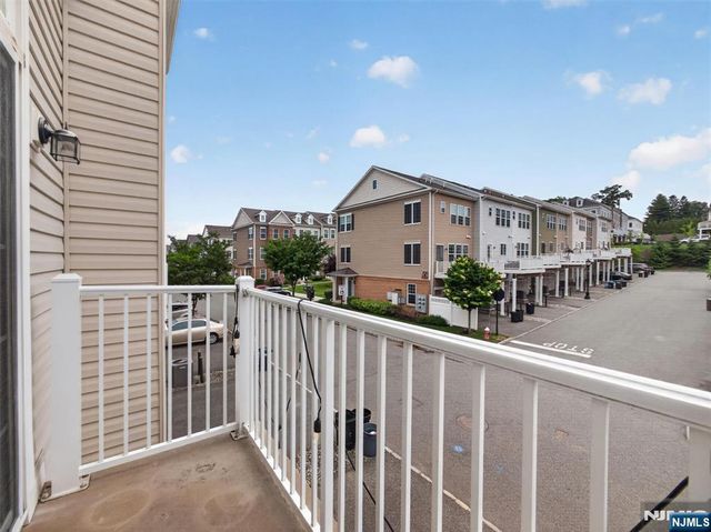 90 Wesmont Drive, Wood Ridge, NJ 07075
