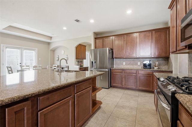 201 Bailey Brook Lane, Dickinson, TX 77539