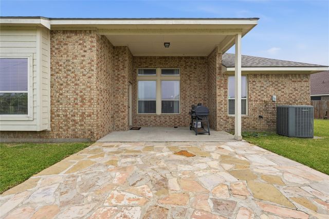 201 Bailey Brook Lane, Dickinson, TX 77539