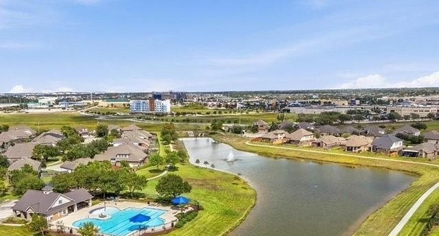 201 Bailey Brook Lane, Dickinson, TX 77539
