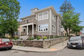 87 Maple St, Boston, MA 02121