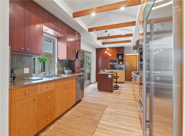 130 Mcknight, Laguna Beach, CA 92651