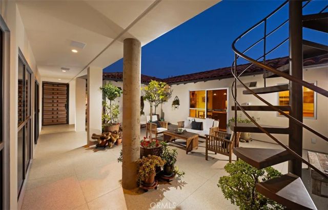 130 Mcknight, Laguna Beach, CA 92651