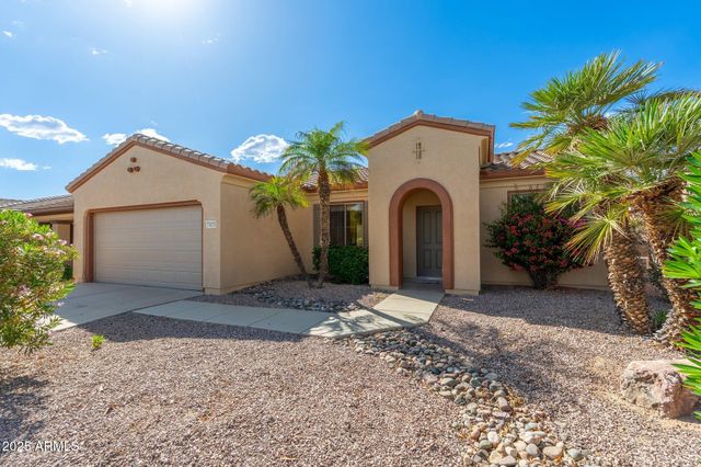 20828 N SHADOW MOUNTAIN Drive, Surprise, AZ 85374