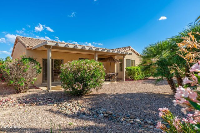 20828 N SHADOW MOUNTAIN Drive, Surprise, AZ 85374