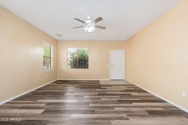 20828 N SHADOW MOUNTAIN Drive, Surprise, AZ 85374