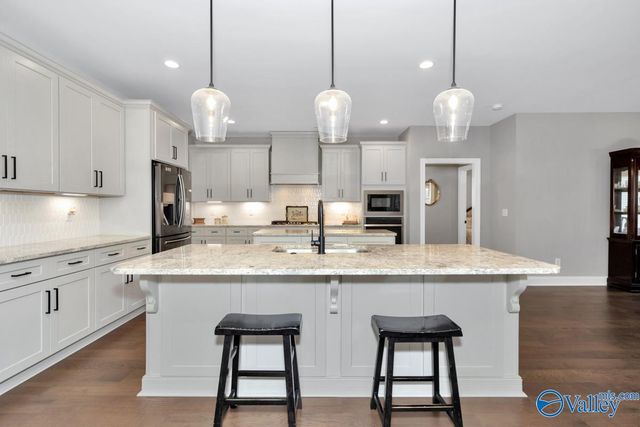 2018 Rosebury Lane, Huntsville, AL 35803