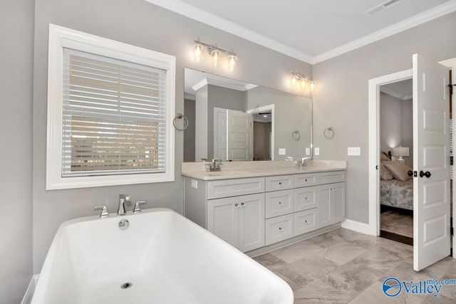 2018 Rosebury Lane, Huntsville, AL 35803