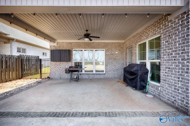 2018 Rosebury Lane, Huntsville, AL 35803