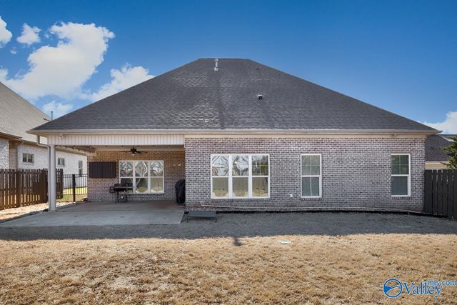 2018 Rosebury Lane, Huntsville, AL 35803