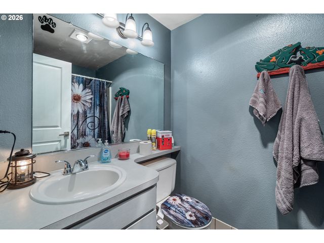 1404 Nw 4TH St, Battle Ground, WA 98604