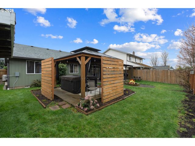 1404 Nw 4TH St, Battle Ground, WA 98604