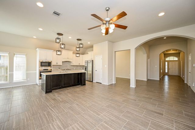 13809 Crystal Harbor Lane, Pearland, TX 77584