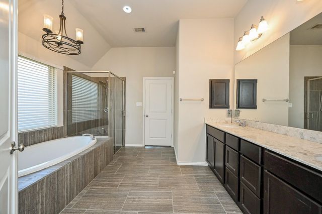 13809 Crystal Harbor Lane, Pearland, TX 77584