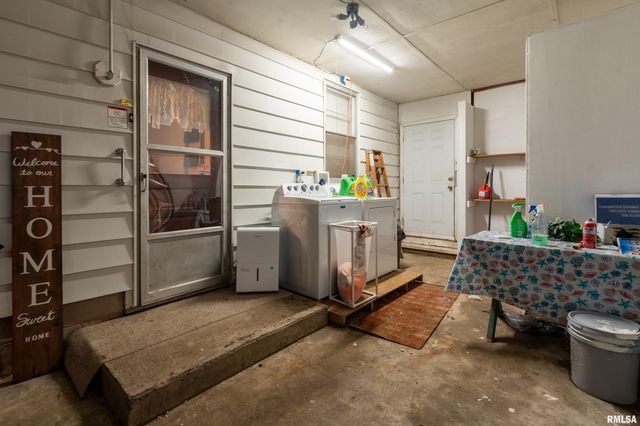 2320 McCord Street, Murphysboro, IL 62966