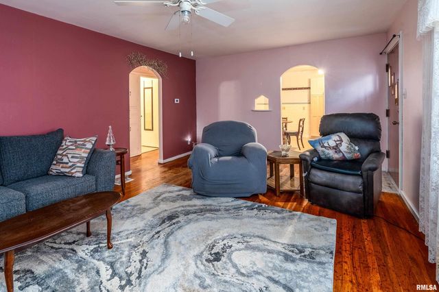 2320 McCord Street, Murphysboro, IL 62966