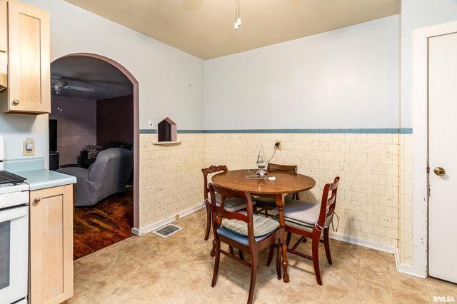 2320 McCord Street, Murphysboro, IL 62966