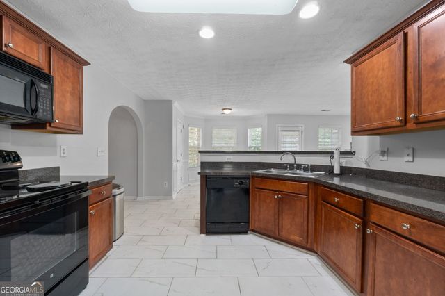 132 Sunflower Meadows Drive, Mcdonough, GA 30252