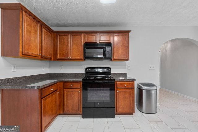 132 Sunflower Meadows Drive, Mcdonough, GA 30252