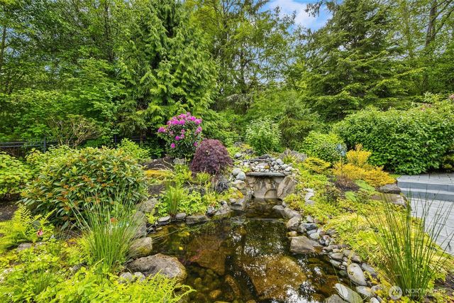 10555 NE Morning Lane, Bainbridge Island, WA 98110