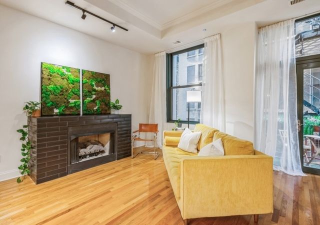 208 W Washington Street 703, Chicago, IL 60606