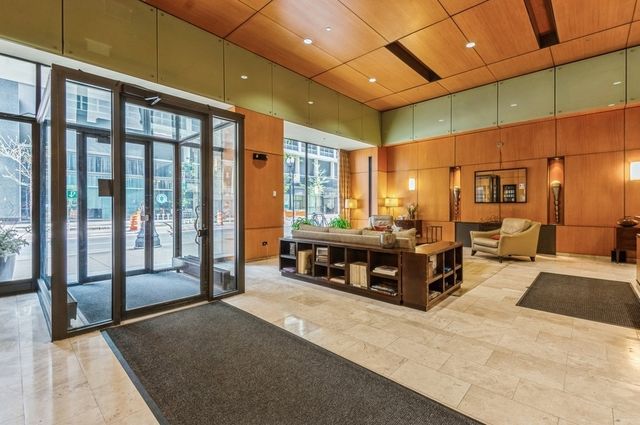 208 W Washington Street 703, Chicago, IL 60606