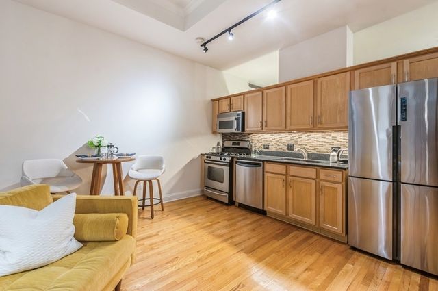 208 W Washington Street 703, Chicago, IL 60606