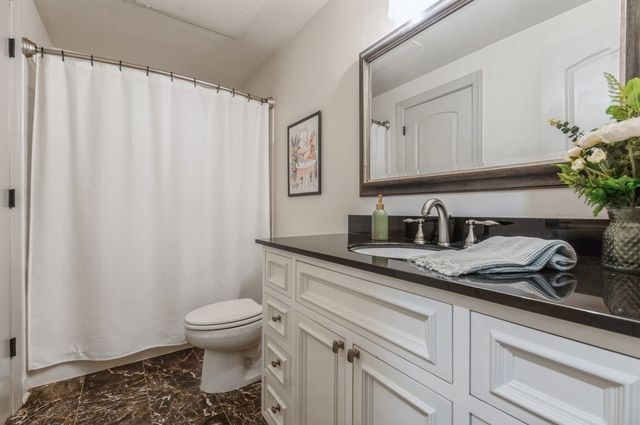208 W Washington Street 703, Chicago, IL 60606
