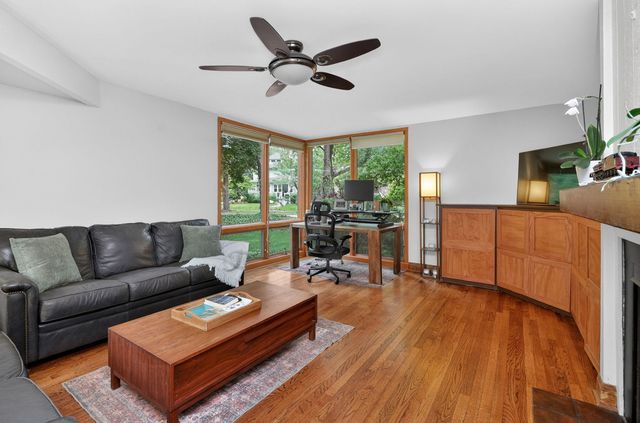 5337 Brookbank Road, Downers Grove, IL 60515