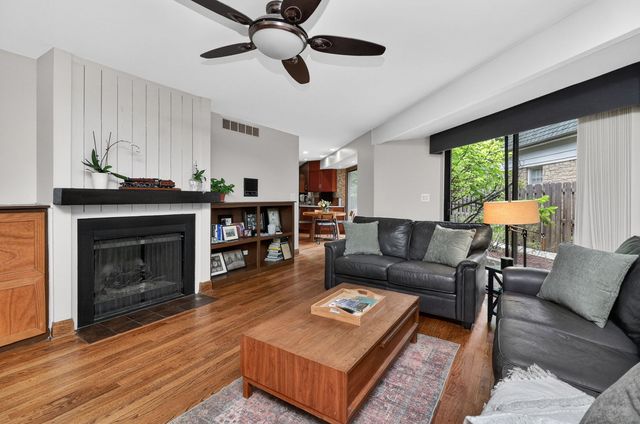 5337 Brookbank Road, Downers Grove, IL 60515