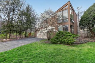 5337 Brookbank Road, Downers Grove, IL 60515