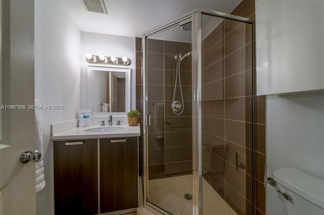 601 11th St 206, Miami Beach, FL 33139