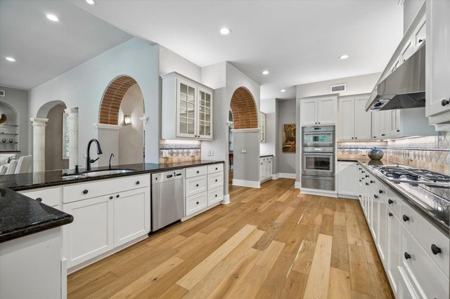 1106 Bayou Island Drive, Houston, TX 77024