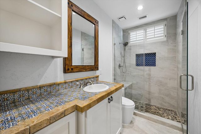 1106 Bayou Island Drive, Houston, TX 77024